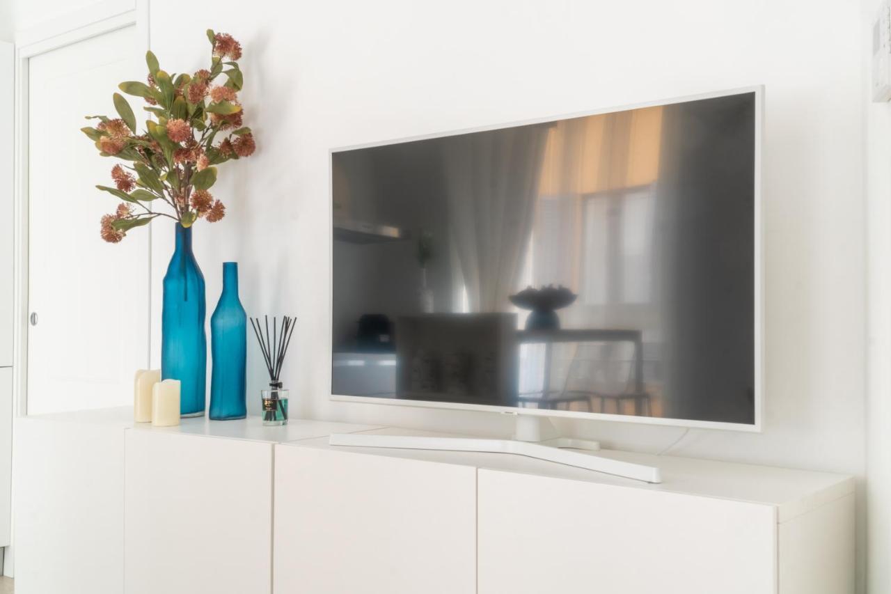 Brera Charming Apartments R&R Milan Bagian luar foto