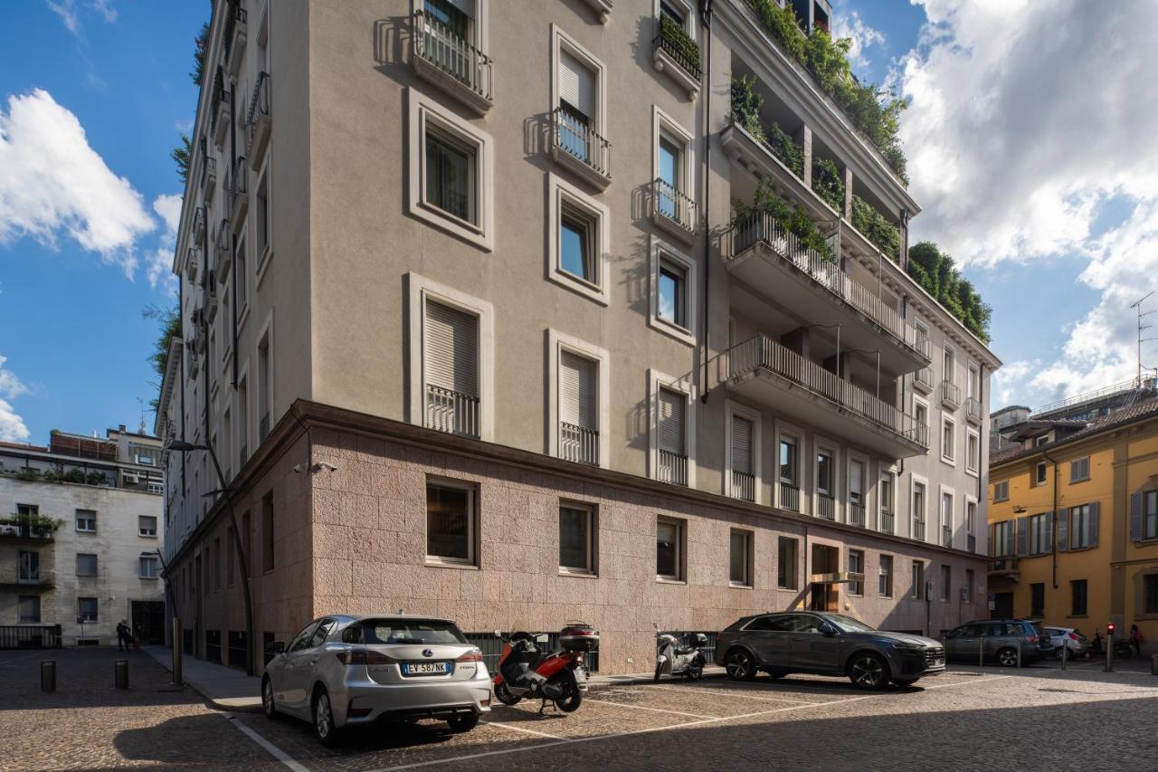 Brera Charming Apartments R&R Milan Bagian luar foto