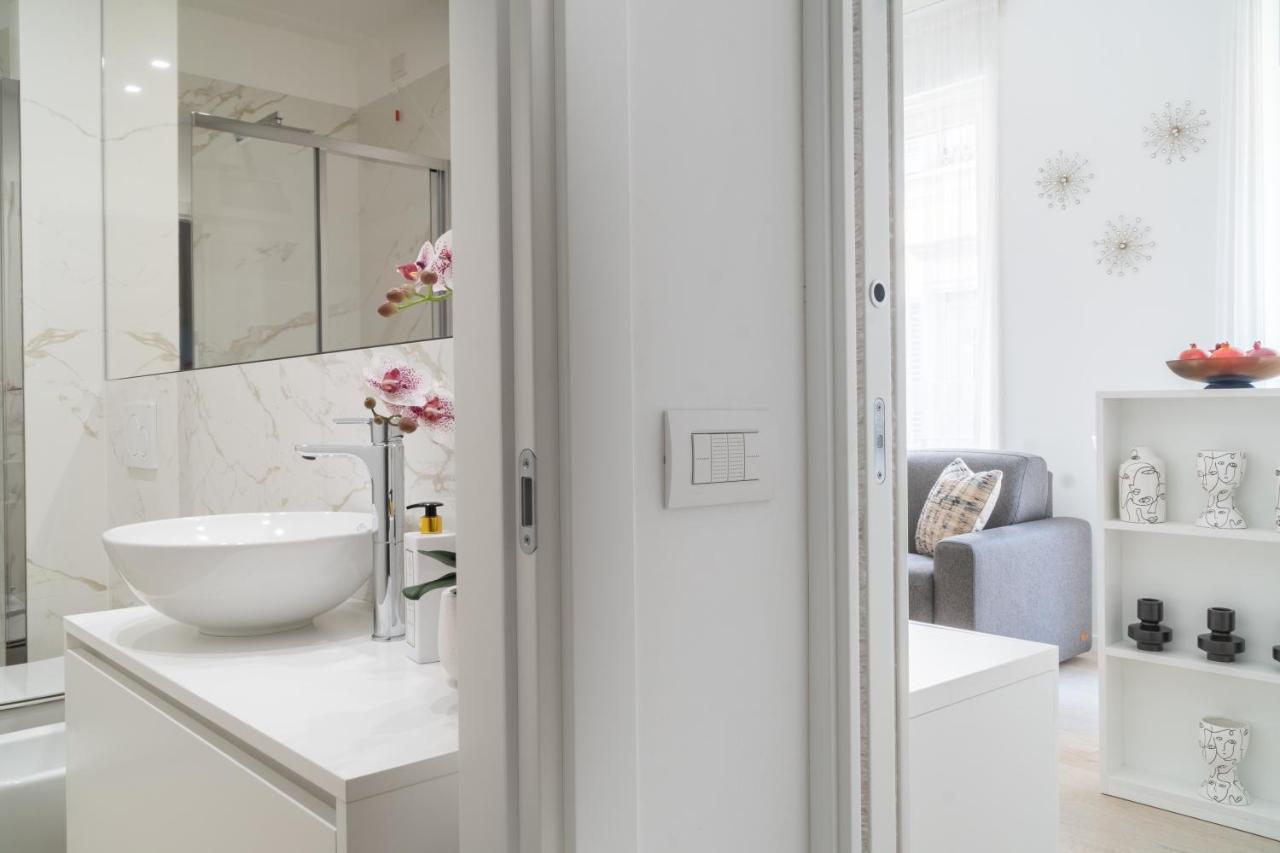 Brera Charming Apartments R&R Milan Bagian luar foto