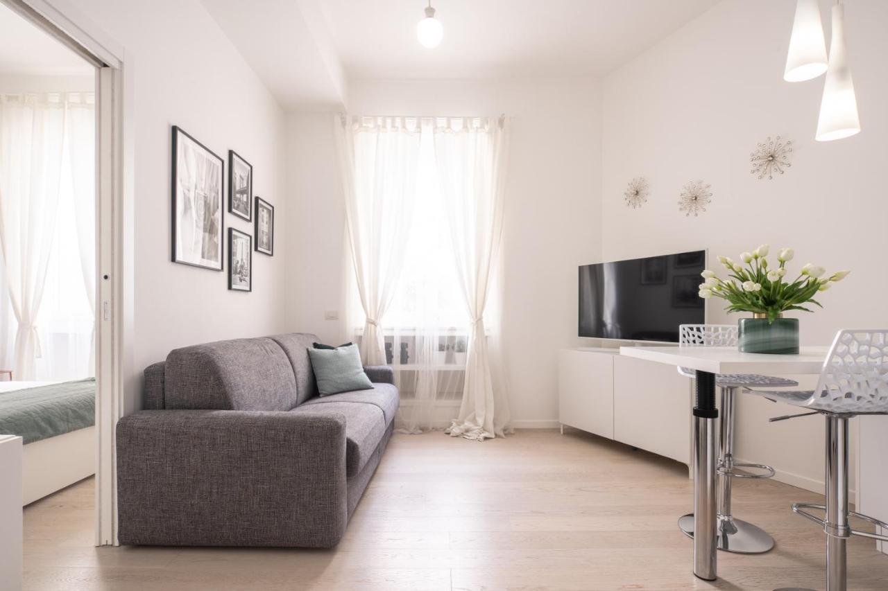 Brera Charming Apartments R&R Milan Bagian luar foto