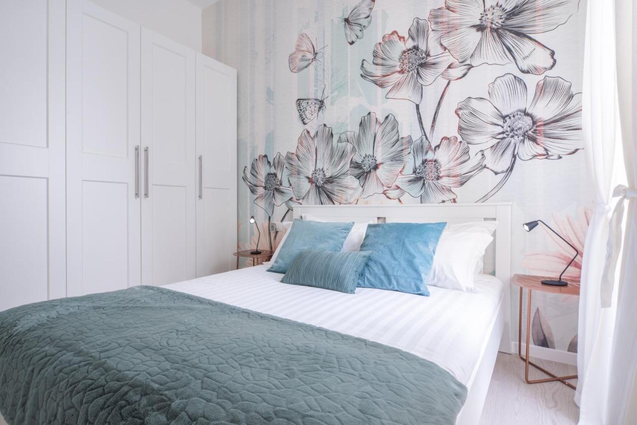 Brera Charming Apartments R&R Milan Bagian luar foto